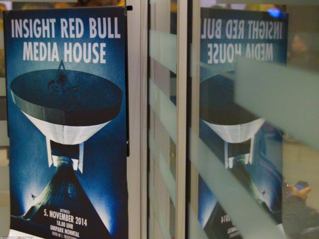 ការវិភាគនិងការយល់ដឹងពីព័ត៌មានថ្មីៗ